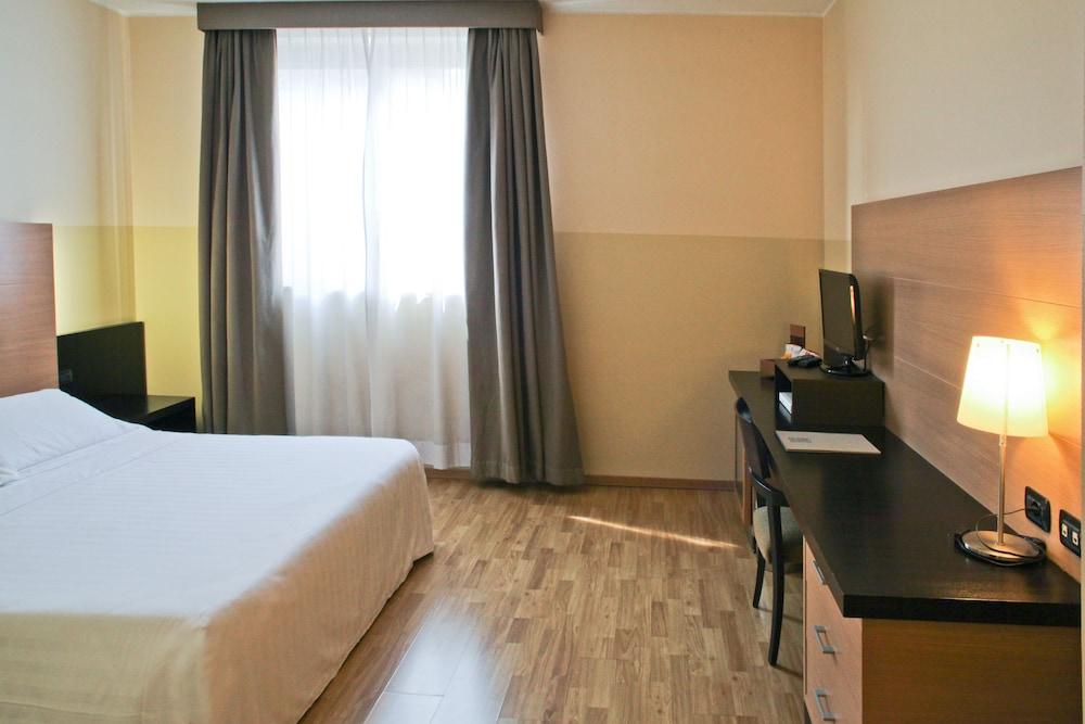 B&B Hotel Milano Cologno Studios Cologno Monzese Ngoại thất bức ảnh