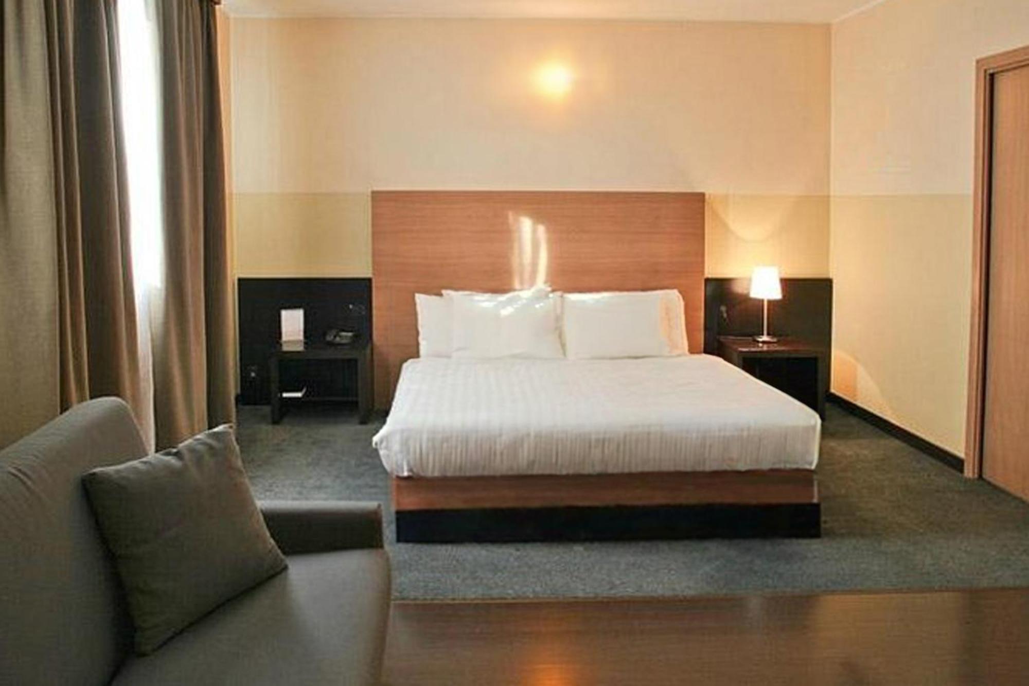 B&B Hotel Milano Cologno Studios Cologno Monzese Ngoại thất bức ảnh
